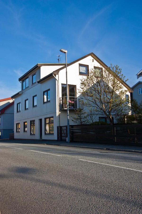 Modern Apartment Near Beach, Marina & City Centre Torshavn Exterior photo